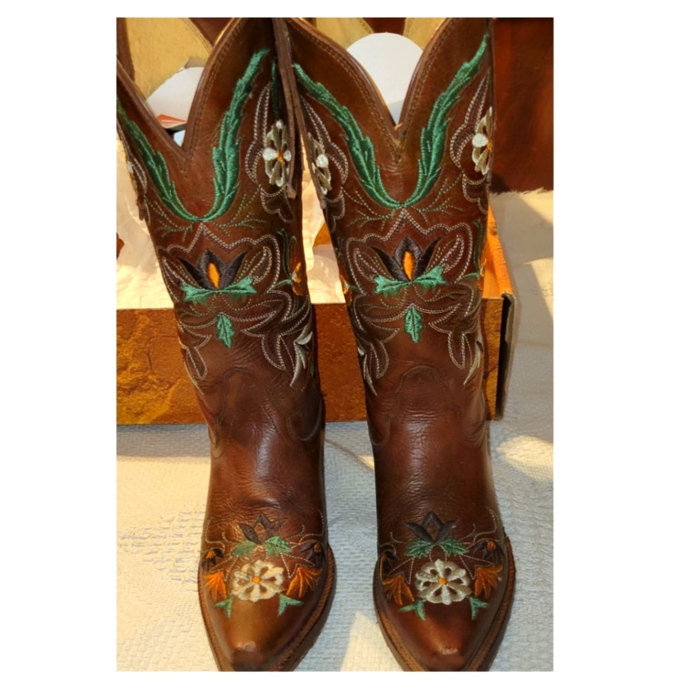 Women's Tony Lama Boots Cinnamon Khloe